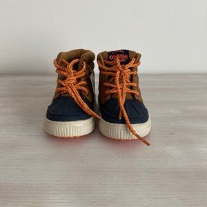 Toddler boy “ duck boots “ ☔️